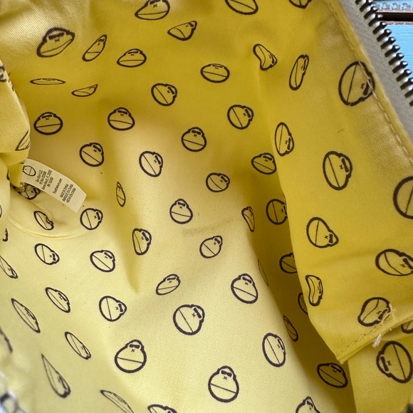 Sun Bum Good Vibes Pouch 🐒 5 Items for $25 - Picture 5 of 6